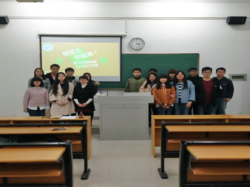 评委老师唐乐红和工作人员以及参赛选手合影留念_副本.jpg
