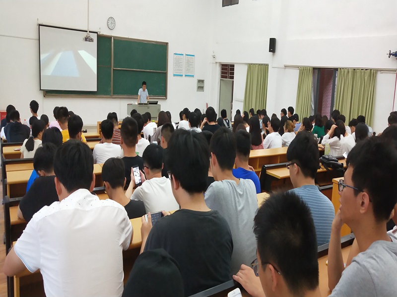 观影四.jpg