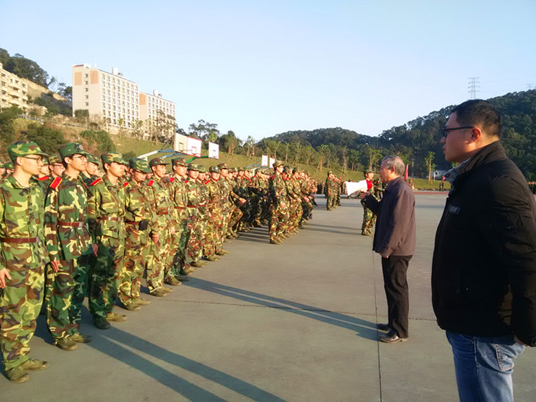 系主任在为我系学子讲话 (3)_副本.jpg