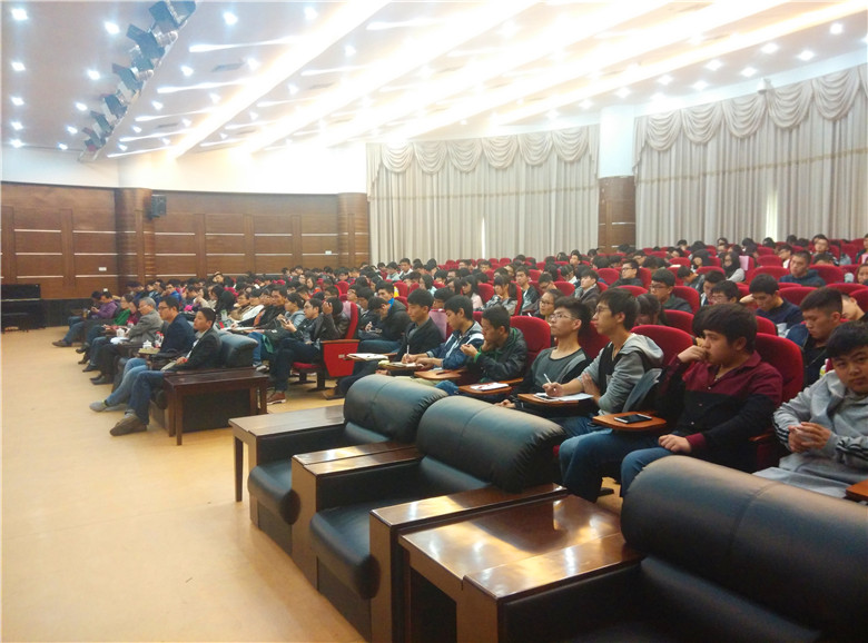 全体师生参加会议_副本.jpg