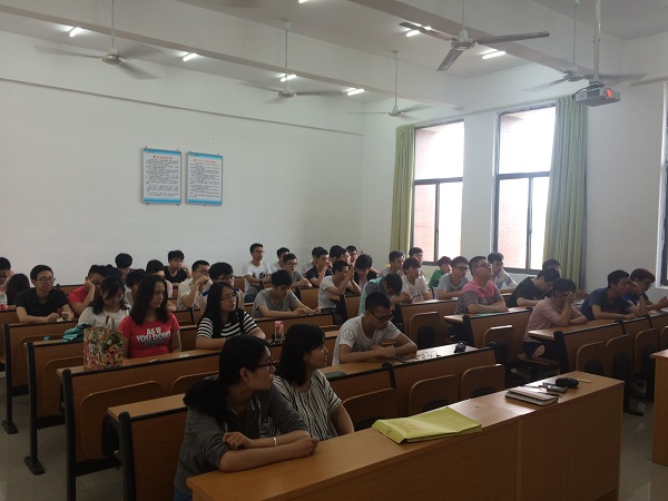 自主学习指导会议现场4.JPG