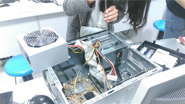 拆主机过程.jpg