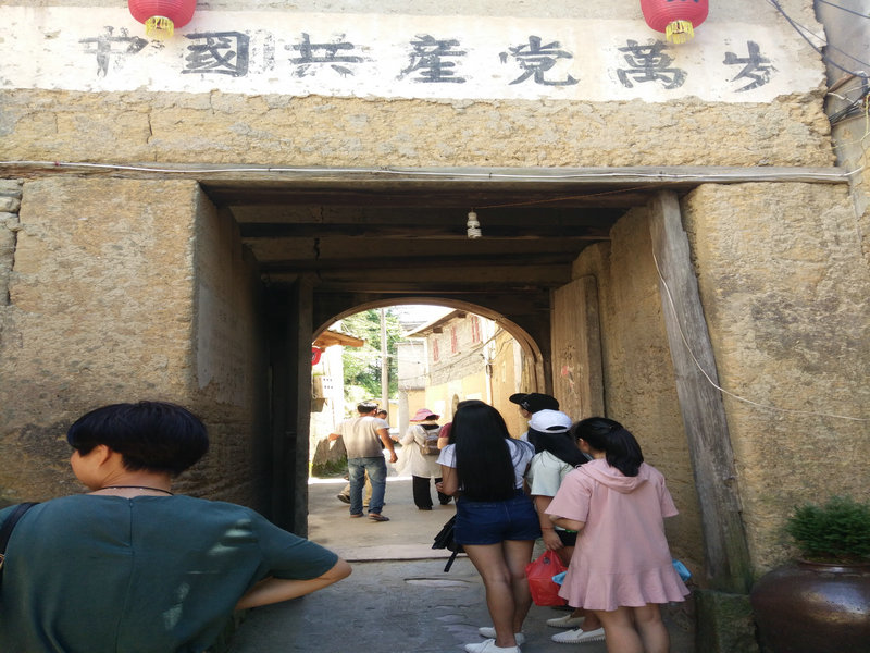抵御土匪的门_副本.jpg