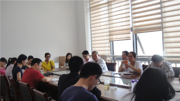 2015.4.29大学生创新课题申报论证2.JPG