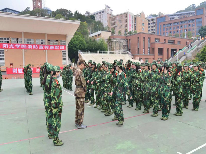 动员大会结束后就开始了紧张的训练_副本.jpg