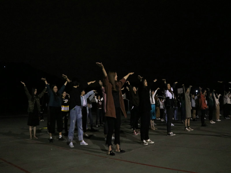 表演方阵_副本.JPG