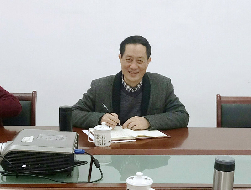高诚辉院长对我系教学工作进行点评指导.jpg